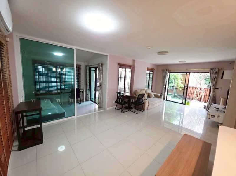 Mantana Lake Watcharapol, Bangkok, Sukhaphiban 5 Road, O-Ngoen, Sai Mai, Bangkok, 6 Bedrooms, 300 sqm, Single Detached House For Sale, by ภัทรพล ศรีกัลยาณบุตร, 500502767 - DDproperty.com
