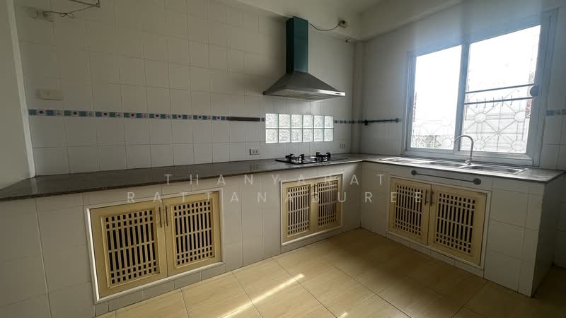 Single house near bts udomsuk, Bangkok, สุขุมวิท 66/1, Bang Na Nuea, Bang Na, Bangkok, 3 Bedrooms, 200 sqm, Single Detached House For Rent, by Thanyarat Rattanaburee, 500502771 - DDproperty.com