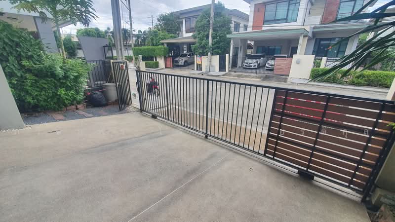 Baan Prinsiri Kanchanapisek - Ekkachai : บ้านปริญสิริ กาญจนาภิเษก - เอกชัย, กรุงเทพ, ถนนกาญจนาภิเษก, บางบอน, กรุงเทพ, 220 ตร.ม., บ้านเดี่ยว ขาย, โดย ภวิษย์พร โรจนเกียรติกุล, 500502773 - DDproperty.com