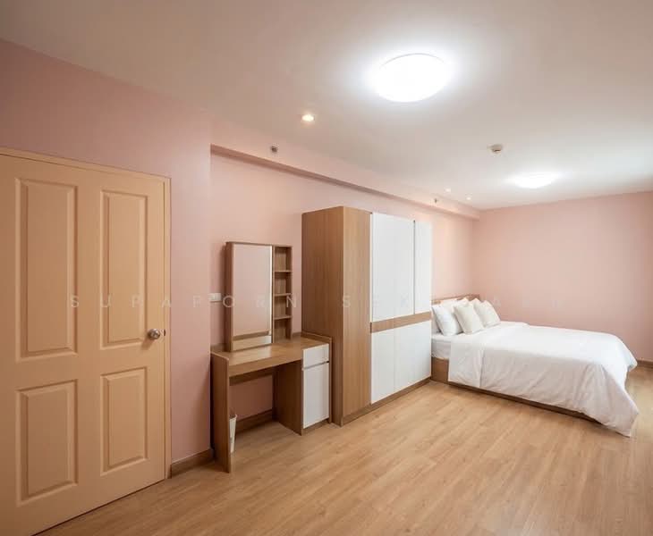 Supalai Park Ekkamai-Thonglor, Bangkok, Petchaburi Road, Bang Kapi, Huai Khwang, Bangkok, 1 Bedroom, 54 sqm, Condo For Rent, by Supaporn Sekajarn, 500502781 - DDproperty.com