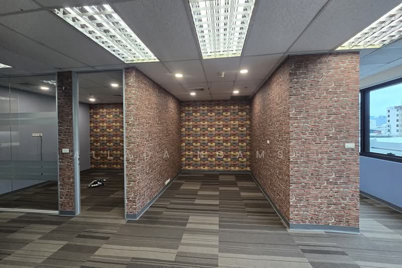 President Tower, Bangkok, 971,973 Phloenchit Road, Lumpini,, Lumphini, Pathum Wan, Bangkok, , 363 sqm, Office Space For Rent, by Ailada Ngamsri, 500502790 - DDproperty.com