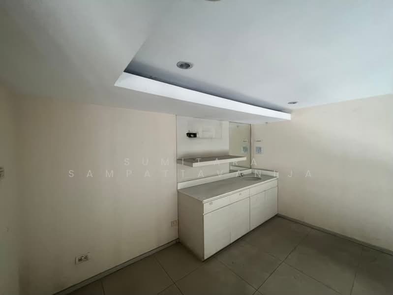 Building for rent Victory Monument, Phaya Thai, Bangkok, Phaya Thai, Bangkok, , 830 sqm, Shophouse For Rent, by Sumitara Sampattavanija, 500502824 - DDproperty.com