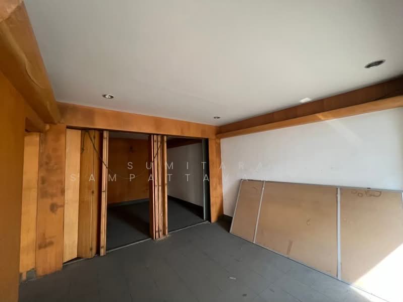 Building for rent Victory Monument, Phaya Thai, Bangkok, Phaya Thai, Bangkok, , 830 sqm, Shophouse For Rent, by Sumitara Sampattavanija, 500502824 - DDproperty.com