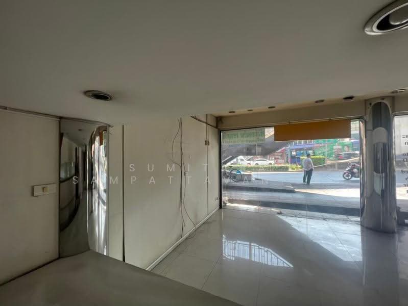 อาคารให้เช่าอนุสาวรีย์ พญาไท : Building for rent Victory Monument, Phaya Thai, กรุงเทพ, พญาไท, กรุงเทพ, 830 ตร.ม., ตึกแถว-อาคารพาณิชย์ ให้เช่า, โดย Sumitara Sampattavanija, 500502824 - DDproperty.com