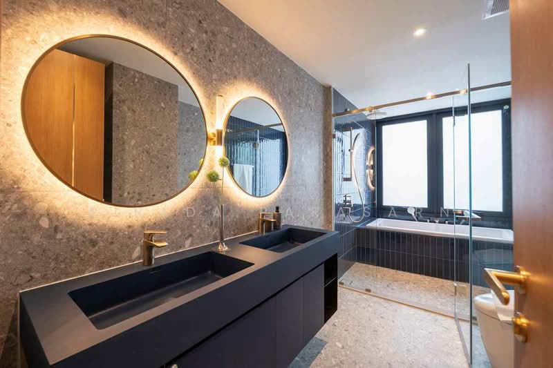 Via 34, Bangkok, 15 Soi Sukhumvit 34, Khong Tan, Khlong Toei, Bangkok, 3 Bedrooms, 151 sqm, Condo For Rent, by Airada Parasarn, 500502843 - DDproperty.com