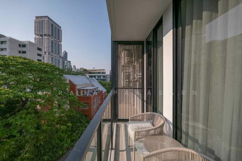 Via 34, Bangkok, 15 Soi Sukhumvit 34, Khong Tan, Khlong Toei, Bangkok, 3 Bedrooms, 151 sqm, Condo For Rent, by Airada Parasarn, 500502843 - DDproperty.com