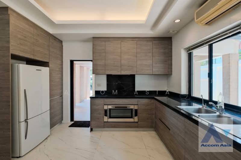 House, Bangkok, Khlong Tan Nua, Watthana, Bangkok, 4 Bedrooms, 600 sqm, Single Detached House For Rent, by Accom Asia, 500502847 - DDproperty.com