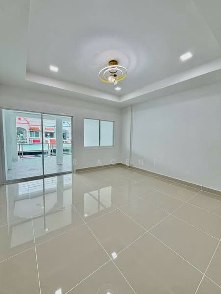 สวนทองวิลเลจ 2, Nonthaburi, Talat Kwan, Muang Nonthaburi, Nonthaburi, 2 Bedrooms, 101 sqm, Townhouse For Sale, by NR AGENT, 500502855 - DDproperty.com