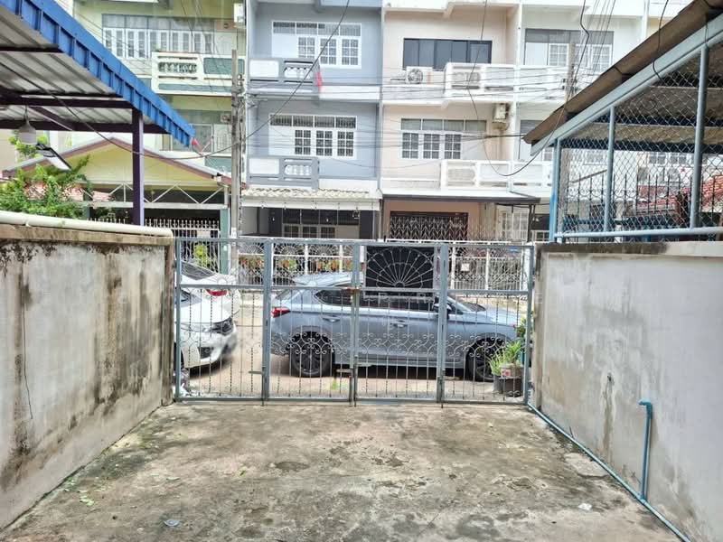อาคารพาณิชย์บางกะปิ กรุงเทพมหานคร, Bangkok, Khlong Chan, Bang Kapi, Bangkok, , 100 sqm, Shophouse For Sale, by The Best Property หาญ, 500502873 - DDproperty.com