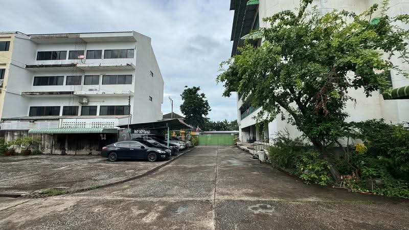 อาคารสำนักงาน พร้อมที่พัก, กรุงเทพ, ถนน สุขุมวิท, บางจาก, พระโขนง, กรุงเทพ, 1,307 ตร.ม., สำนักงาน ขาย, โดย นวลสุวีร์ พยุง, 500502877 - DDproperty.com