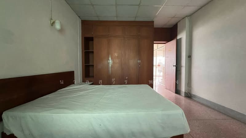 อาคารสำนักงาน พร้อมที่พัก, Bangkok, ถนน สุขุมวิท, Bang Chak, Phra Khanong, Bangkok, , 1,307 sqm, Office Space For Sale, by นวลสุวีร์ พยุง, 500502877 - DDproperty.com