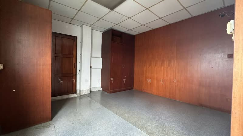อาคารสำนักงาน พร้อมที่พัก, Bangkok, ถนน สุขุมวิท, Bang Chak, Phra Khanong, Bangkok, , 1,307 sqm, Office Space For Sale, by นวลสุวีร์ พยุง, 500502877 - DDproperty.com
