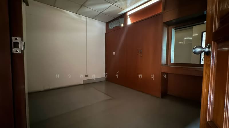 อาคารสำนักงาน พร้อมที่พัก, Bangkok, ถนน สุขุมวิท, Bang Chak, Phra Khanong, Bangkok, , 1,307 sqm, Office Space For Sale, by นวลสุวีร์ พยุง, 500502877 - DDproperty.com