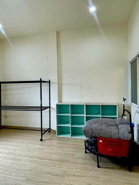 Two-story townhome for rent near Lotus Songkhla. 2 bedrooms, fully furnished, ready to move in. Rent, Songkhla, Khao Rup Chang, Muang Songkhla, Songkhla, 2 Bedrooms, 80 sqm, Townhouse For Rent, by Rachen Nopsuwan, 500502910 - DDproperty.com