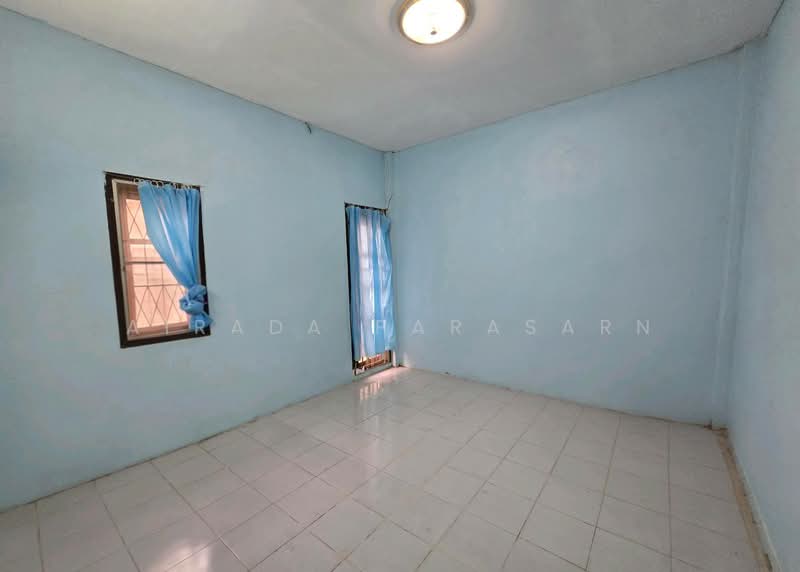 Thanasap Village (Bang Waek 70), Bangkok, Bang Chuek Nang, Taling Chan, Bangkok, 5 Bedrooms, 270 sqm, Single Detached House For Rent, by Airada Parasarn, 500502914 - DDproperty.com