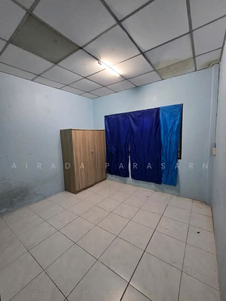 Thanasap Village (Bang Waek 70), Bangkok, Bang Chuek Nang, Taling Chan, Bangkok, 5 Bedrooms, 270 sqm, Single Detached House For Rent, by Airada Parasarn, 500502914 - DDproperty.com