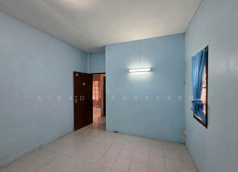 Thanasap Village (Bang Waek 70), Bangkok, Bang Chuek Nang, Taling Chan, Bangkok, 5 Bedrooms, 270 sqm, Single Detached House For Rent, by Airada Parasarn, 500502914 - DDproperty.com