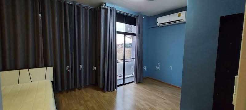 ให้เช่าทาวน์โฮมใหม่ ม.เดอะทรัสต์ทาวน์ บ่อวิน ศรีราชา, Chon Buri (Pattaya), Bo Win, Si Racha, Chon Buri (Pattaya), 4 Bedrooms, 85 sqm, Townhouse For Rent, by Dusit Saengfa, 500502915 - DDproperty.com
