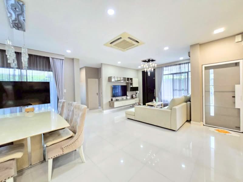 Mantana Lake Watcharapol, Bangkok, Sukhaphiban 5 Road, O-Ngoen, Sai Mai, Bangkok, 4 Bedrooms, 230 sqm, Single Detached House For Sale, by เอนก, 500502916 - DDproperty.com