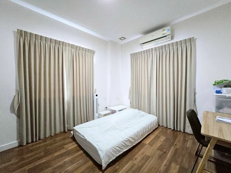 Mantana Lake Watcharapol, Bangkok, Sukhaphiban 5 Road, O-Ngoen, Sai Mai, Bangkok, 4 Bedrooms, 230 sqm, Single Detached House For Sale, by เอนก, 500502916 - DDproperty.com