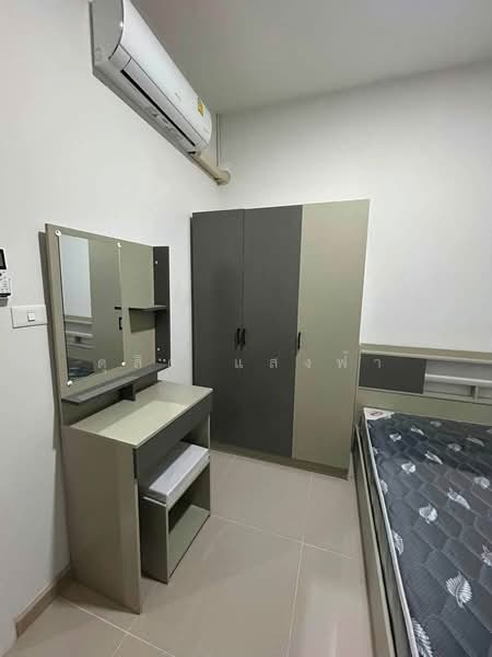 ให้เช่าทาวน์โฮมหลังริม ม.คีล่า เขาคันทรง ศรีราชา, Chon Buri (Pattaya), Khao Khan Song, Si Racha, Chon Buri (Pattaya), 2 Bedrooms, 100 sqm, Townhouse For Rent, by Dusit Saengfa, 500502922 - DDproperty.com