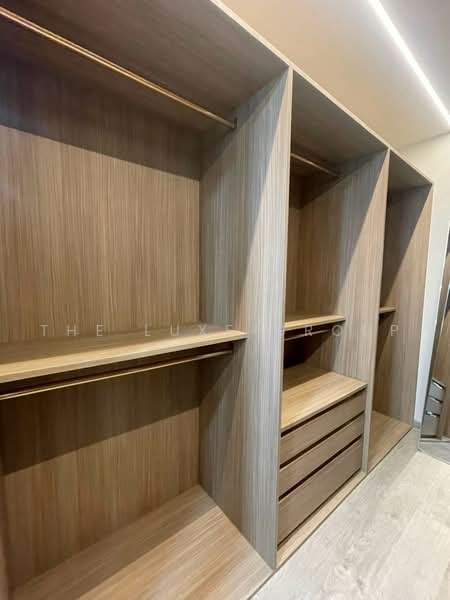Baan Klang Krung Thonglor : บ้านกลางกรุงทองหล่อ, กรุงเทพ, 55 ซอยสุขุมวิท 55, คลองตันเหนือ, วัฒนา, กรุงเทพ, 400 ตร.ม., ทาวน์เฮ้าส์ ให้เช่า, โดย The Luxe Group, 500502924 - DDproperty.com