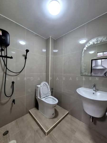 2-story townhouse, Soi Kanlapaphruek 6, Bangkok, Bang Wa, Phasi Charoen, Bangkok, 3 Bedrooms, 160 sqm, Townhouse For Rent, by Airada Parasarn, 500502929 - DDproperty.com