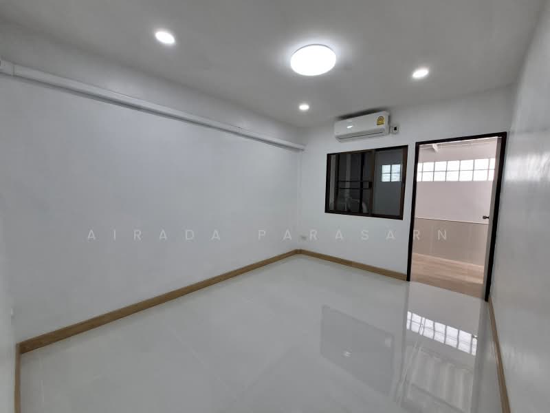 ทาวน์เฮ้าส์ 2 ชั้น ซอยกัลปพฤกษ์ 6, กรุงเทพ, บางหว้า, ภาษีเจริญ, กรุงเทพ, 160 ตร.ม., ทาวน์เฮ้าส์ ให้เช่า, โดย Airada Parasarn, 500502929 - DDproperty.com