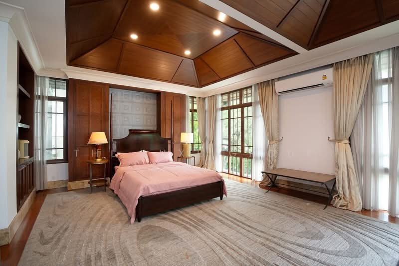 Baan Sansiri Sukhumvit 67, Bangkok, 32 Soi Sukhumvit 67, Phra Kanong Nua, Watthana, Bangkok, 5 Bedrooms, 560 sqm, Single Detached House For Sale, by The Luxe Group, 500502933 - DDproperty.com