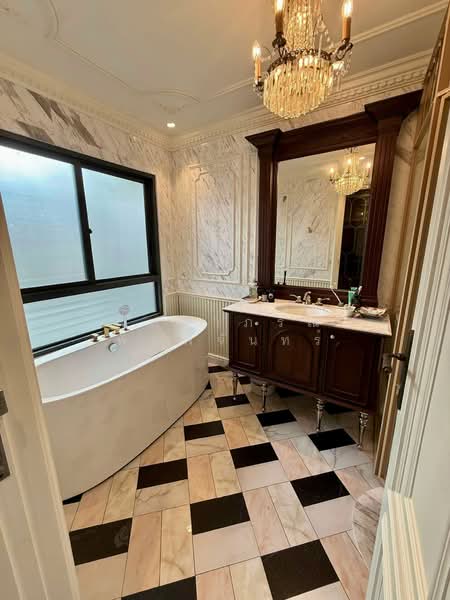Setthasiri-Krungthep Kreetha 2, Bangkok, Krungthep Kreetha Road, Hua Mak, Bang Kapi, Bangkok, 5 Bedrooms, 280 sqm, Single Detached House For Rent, by จิตราภรณ์ พิมพ์จันทร์, 500502941 - DDproperty.com