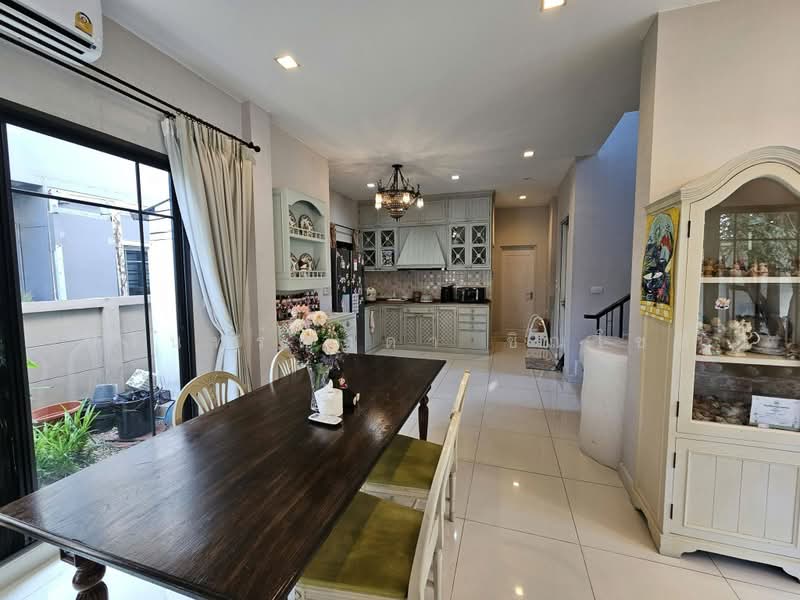 Bangkok Boulevard Sathorn-Pinklao 2, Nonthaburi, Bang Kruai-Chong Thanom Road, Mahasawat, Bang Kruai, Nonthaburi, 4 Bedrooms, 239 sqm, Single Detached House For Rent, by ปรินทร์ญาดา ชิณโชติ, 500502949 - DDproperty.com