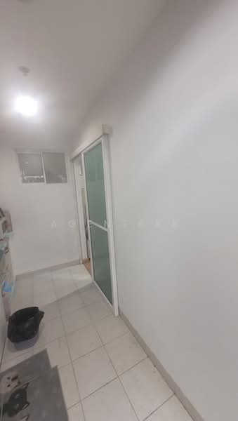 Life @ BTS Tha-Phra, Bangkok, 18 Ratchadaphisek Road, Talat Plu, Thon Buri, Bangkok, 1 Bedroom, 42 sqm, Condo For Sale, by Agentbkk, 500502967 - DDproperty.com