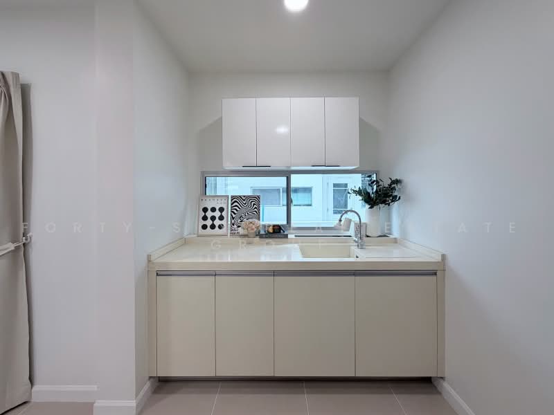 Manthana Onnut-Wongwan 2, Bangkok, Sukhaphiban 2 Road, Prawet, Bangkok, 4 Bedrooms, 214 sqm, Single Detached House For Rent, by Forty-Six Real Estate Group, 500502978 - DDproperty.com