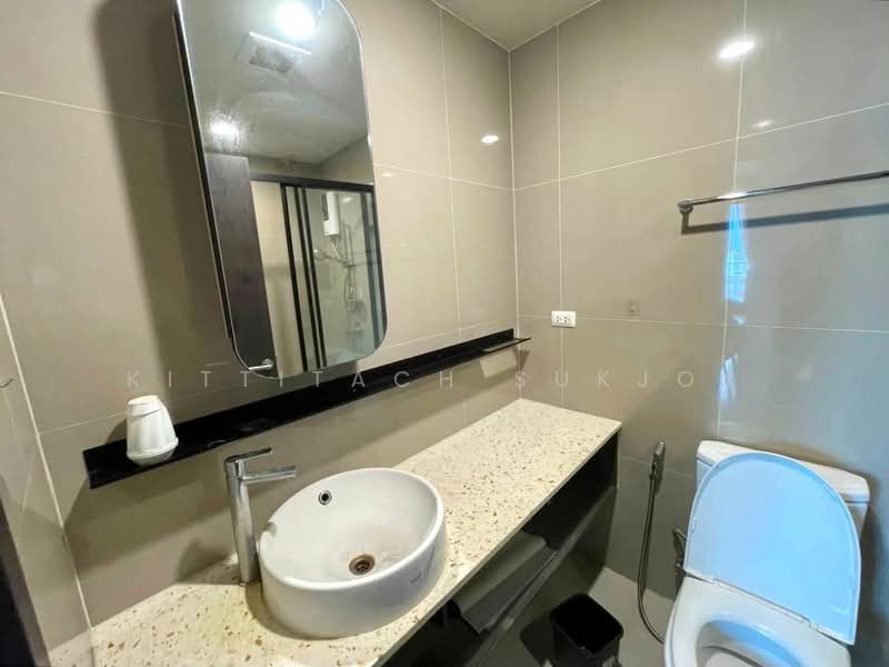 XT Huaikhwang, Bangkok, 244 Ratchadaphisek Road, Huai Khwang, Bangkok, 2 Bedrooms, 60 sqm, Condo For Rent, by Kittitach Sukjoy, 500502991 - DDproperty.com
