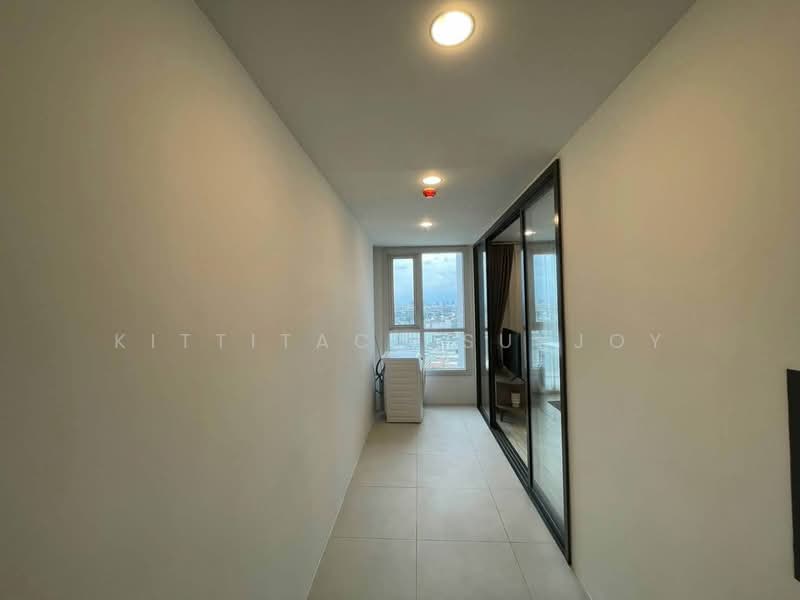XT Huaikhwang, Bangkok, 244 Ratchadaphisek Road, Huai Khwang, Bangkok, 2 Bedrooms, 59 sqm, Condo For Rent, by Kittitach Sukjoy, 500502994 - DDproperty.com