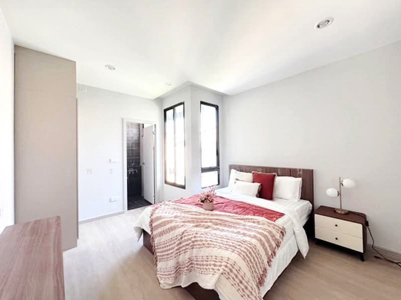 Gravitia Rama 2 - Thakam, Bangkok, Thanon Thakham, Tha Kham, Bang Khun Thian, Bangkok, 4 Bedrooms, 250 sqm, Townhouse For Rent, by นัฐพงค์ มณีอัครเนตร, 500502996 - DDproperty.com