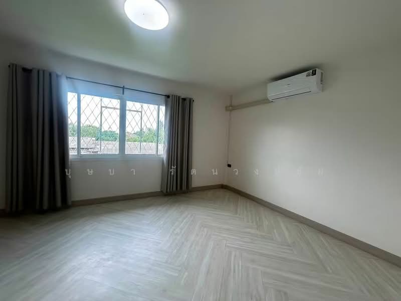 ทำเลซ.เรวดี 75 ให้เช่าทาวน์เฮ้าส์ 3 ชั้น บ้านสวย แต่งครบ พร้อมอยู่, Nonthaburi, เรวดี, Talat Kwan, Muang Nonthaburi, Nonthaburi, 4 Bedrooms, 150 sqm, Townhouse For Rent, by บุษบา รัตนวงษ์ชัย, 500503005 - DDproperty.com