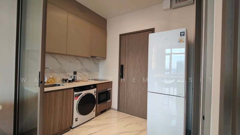 Rhythm Ekkamai Estate, Bangkok, Soi Sukhumvit 63, Khlongtoei Nua, Watthana, Bangkok, 1 Bedroom, 35 sqm, Condo For Rent, by Wanphen Khemprasit, 500503018 - DDproperty.com