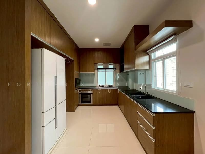 Grand Bangkok Boulevard Rama 9-Krungthepkreetha, Bangkok, Srinakarin-Romklao Road, Saphan Sung, Bangkok, 4 Bedrooms, 335 sqm, Single Detached House For Rent, by Forty-Six Real Estate Group, 500503024 - DDproperty.com