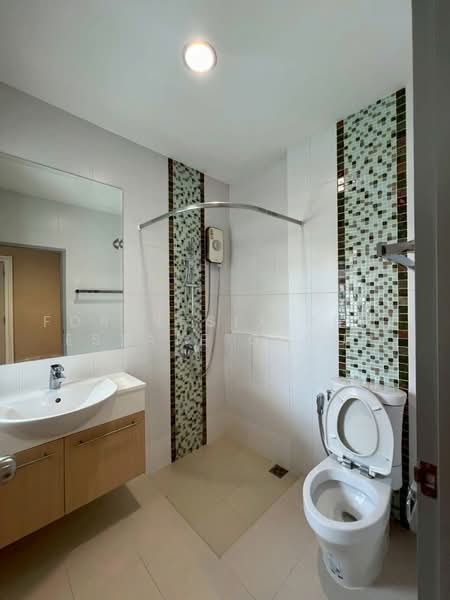 Grand Bangkok Boulevard Rama 9-Krungthepkreetha, Bangkok, Srinakarin-Romklao Road, Saphan Sung, Bangkok, 4 Bedrooms, 335 sqm, Single Detached House For Rent, by Forty-Six Real Estate Group, 500503024 - DDproperty.com