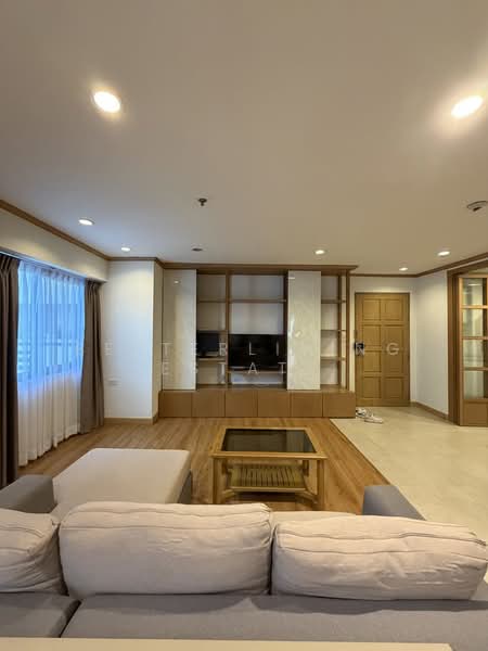 Baan Suanpetch, Bangkok, 18 Soi Sukhumvit 39, Khlong Tan Nua, Watthana, Bangkok, 3 Bedrooms, 130 sqm, Condo For Rent, by BetterLiving Estate, 500503028 - DDproperty.com