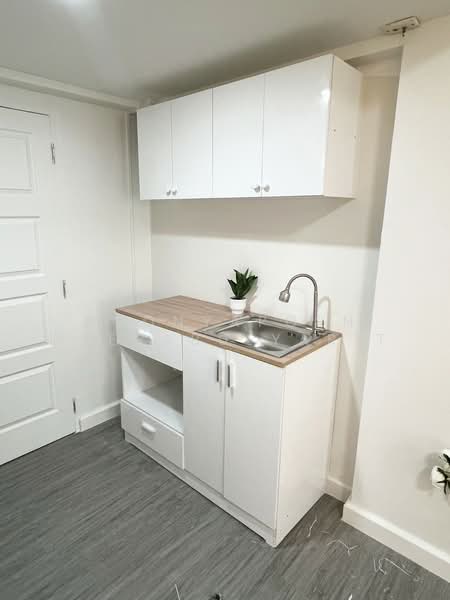 Studio One Zone Condo : สตูดิโอ วันโซน คอนโด, กรุงเทพ, ซอย ลาดพร้าว 102, พลับพลา, วังทองหลาง, กรุงเทพ, 32 ตร.ม., คอนโด ขาย, โดย Poonyaporn Veerabulyarit, 500503038 - DDproperty.com