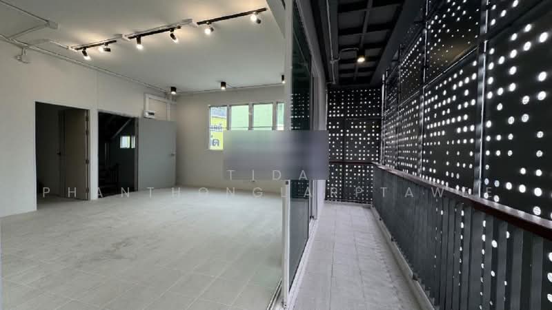 ให้เช่าออฟฟิศ ลำสาลี (Lam Sali) 233.3 sq.m, Bangkok, Khlong Chan, Bang Kapi, Bangkok, , 233 sqm, Office Space For Rent, by Tida phanthonglarptawee, 500503045 - DDproperty.com