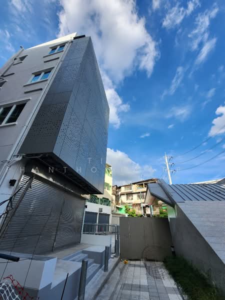 ให้เช่าออฟฟิศ ลำสาลี (Lam Sali) 233.3 sq.m, Bangkok, Khlong Chan, Bang Kapi, Bangkok, , 233 sqm, Office Space For Rent, by Tida phanthonglarptawee, 500503045 - DDproperty.com