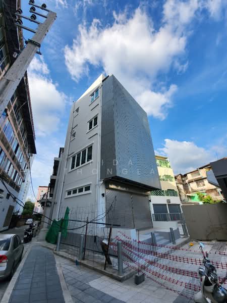 ให้เช่าออฟฟิศ ลำสาลี (Lam Sali) 233.3 sq.m, Bangkok, Khlong Chan, Bang Kapi, Bangkok, , 233 sqm, Office Space For Rent, by Tida phanthonglarptawee, 500503045 - DDproperty.com