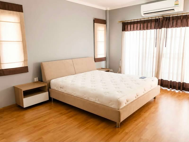 ให้เช่าบ้านเดี่ยวหลังใหญ่พื้นที่เยอะ ม.คันทรีโฮม ติด J park ศรีราชา, Chon Buri (Pattaya), Surasak, Si Racha, Chon Buri (Pattaya), 3 Bedrooms, 220 sqm, Single Detached House For Rent, by Dusit Saengfa, 500503075 - DDproperty.com