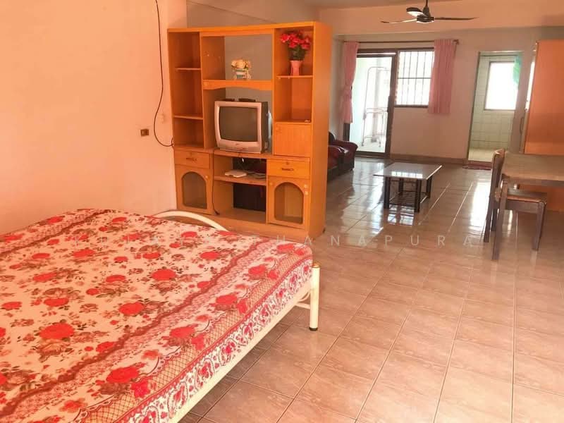 5-Story Apartment Business, Nong Bua, Mueang Udon Thani : กิจการอพาร์ตเมนต์ 5 ชั้น ต.หนองบัว อ.เมือง, Udon Thani, ซอยโรงเรียนประจักษ์ศิลปาคม, Nong Bua, Muang Udon Thani, Udon Thani, , 1,800 sqm, Business For Sale, by Kulaya Thanapura, 500503076 - DDproperty.com