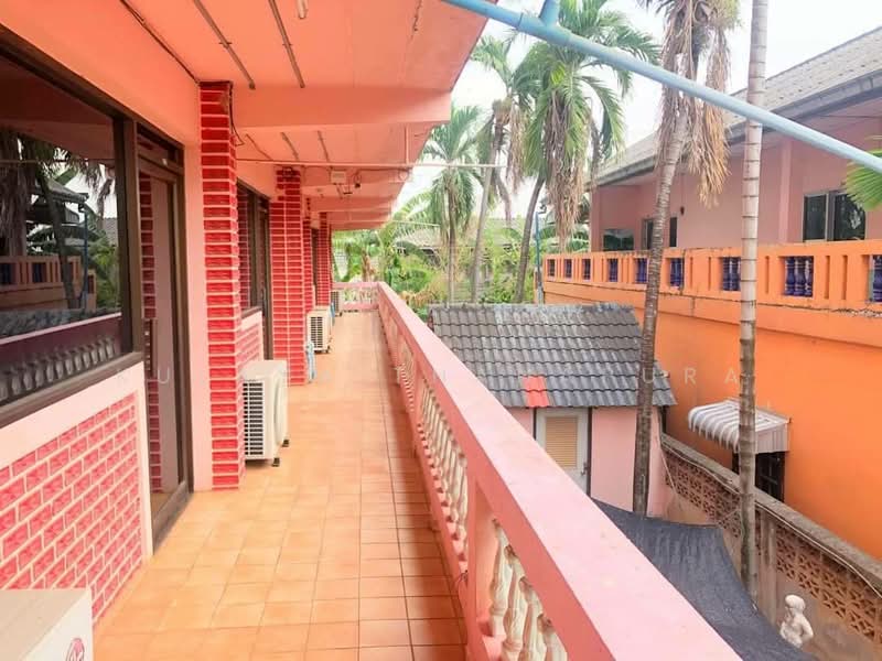 5-Story Apartment Business, Nong Bua, Mueang Udon Thani : กิจการอพาร์ตเมนต์ 5 ชั้น ต.หนองบัว อ.เมือง, Udon Thani, ซอยโรงเรียนประจักษ์ศิลปาคม, Nong Bua, Muang Udon Thani, Udon Thani, , 1,800 sqm, Business For Sale, by Kulaya Thanapura, 500503076 - DDproperty.com