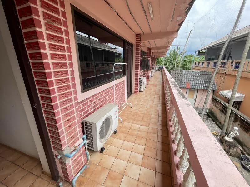 5-Story Apartment Business, Nong Bua, Mueang Udon Thani : กิจการอพาร์ตเมนต์ 5 ชั้น ต.หนองบัว อ.เมือง, Udon Thani, ซอยโรงเรียนประจักษ์ศิลปาคม, Nong Bua, Muang Udon Thani, Udon Thani, , 1,800 sqm, Business For Sale, by Kulaya Thanapura, 500503076 - DDproperty.com