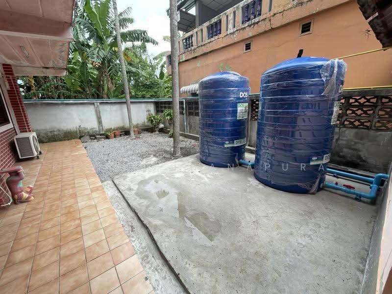 5-Story Apartment Business, Nong Bua, Mueang Udon Thani : กิจการอพาร์ตเมนต์ 5 ชั้น ต.หนองบัว อ.เมือง, Udon Thani, ซอยโรงเรียนประจักษ์ศิลปาคม, Nong Bua, Muang Udon Thani, Udon Thani, , 1,800 sqm, Business For Sale, by Kulaya Thanapura, 500503076 - DDproperty.com